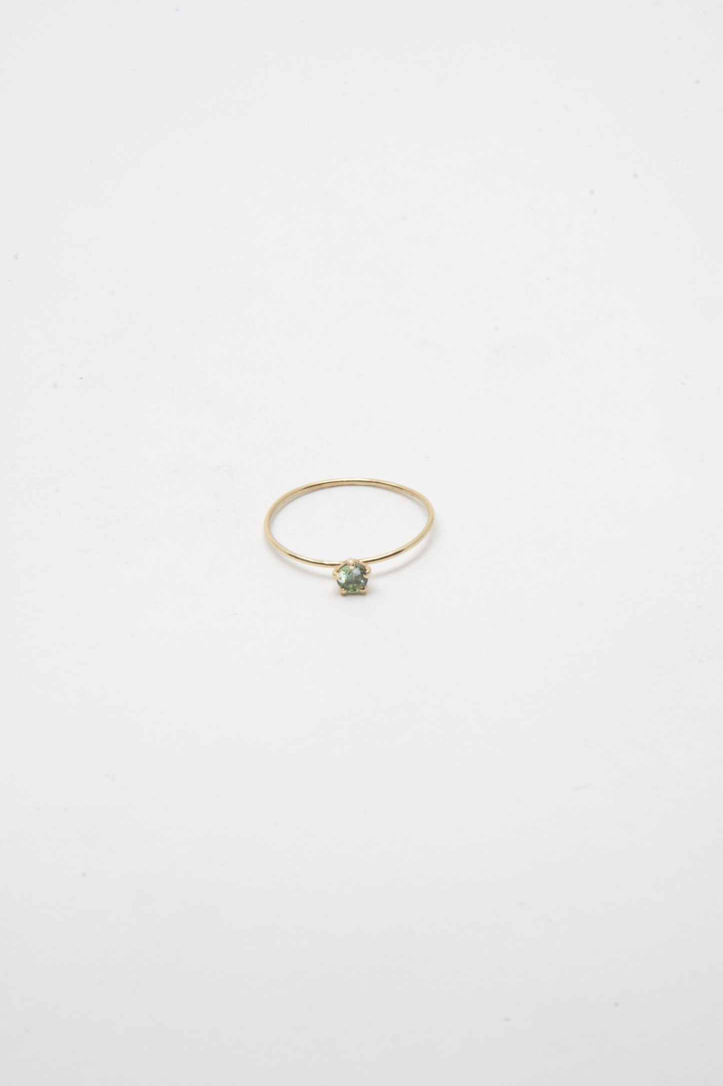 Solitaire Ring 14k Gold and Montana Sapphire